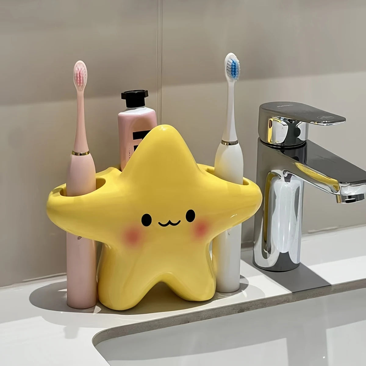 Star-Shaped Freestanding Toothbrush Holder